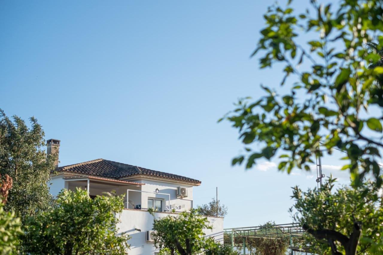 Casa Rural Emilio Con 4 Casa vacanze *